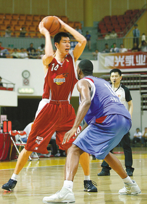 记者：尤文可能在冬窗拿洛卡特利和国米租借交换弗拉泰西（记者称尤文或在冬窗以洛卡特利与国米租借互换弗拉泰西）