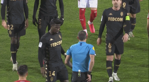 看看这些孩子踢球有没有西班牙味。 留洋联队VS萨瓦德尔友谊赛