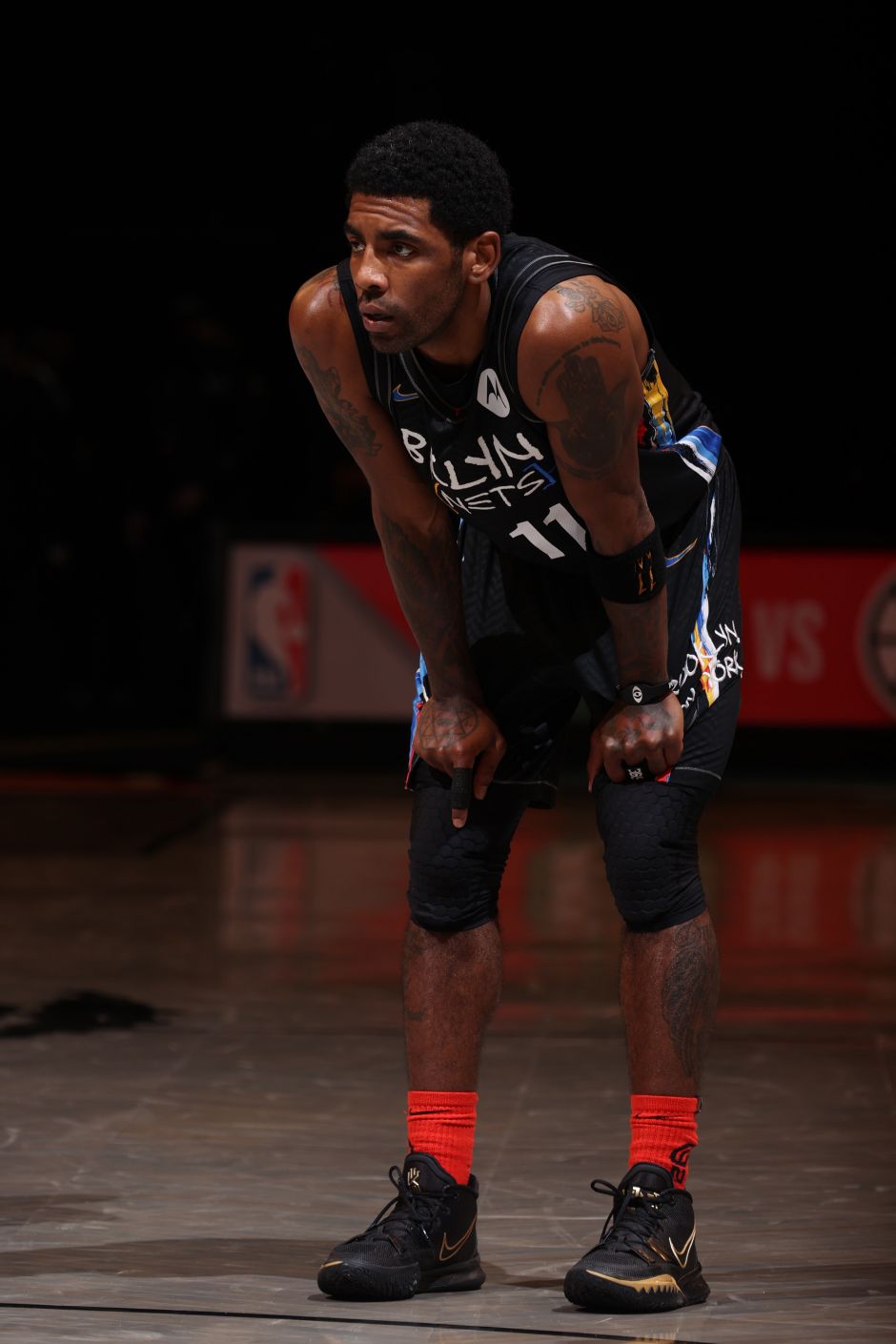 皇马客战奥林匹亚科斯：姆巴佩、维尼修斯首发，贝林厄姆替补（皇马客场对阵奥林匹亚科斯：姆巴佩、维尼修斯先发，贝林厄姆替补待命）