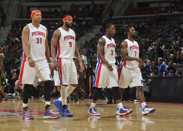 罗伯逊：萨拉赫是队史最佳之一，希望能继续与他并肩作战（罗伯逊：萨拉赫跻身队史顶尖，期待继续与他并肩作战）