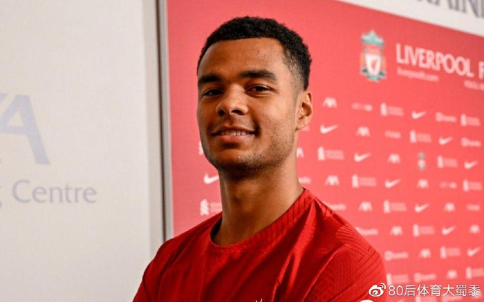 逐梦赛场再 逐梦赛场再